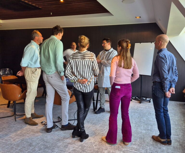 Afbeelding van deelnemers aan de masterclass premixen